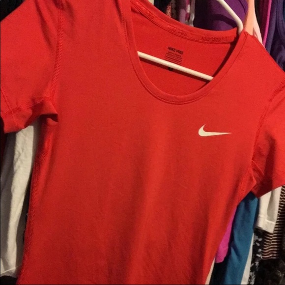 Nike Red Dri-Fit Shirt - Picture 2 of 5